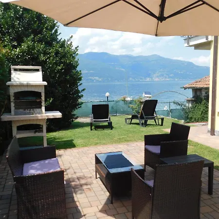 Сasa de vacaciones Haus Am See Porto Valtravaglia
